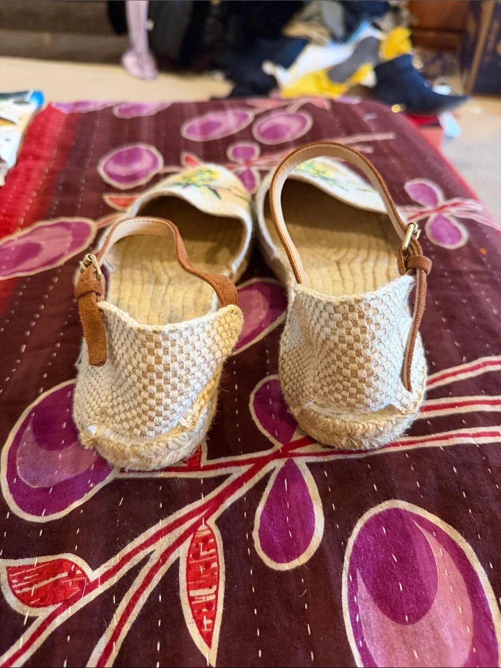 Boden Peggy Pineapple Embroidered Espadrille Sandals with Tan Strap 41